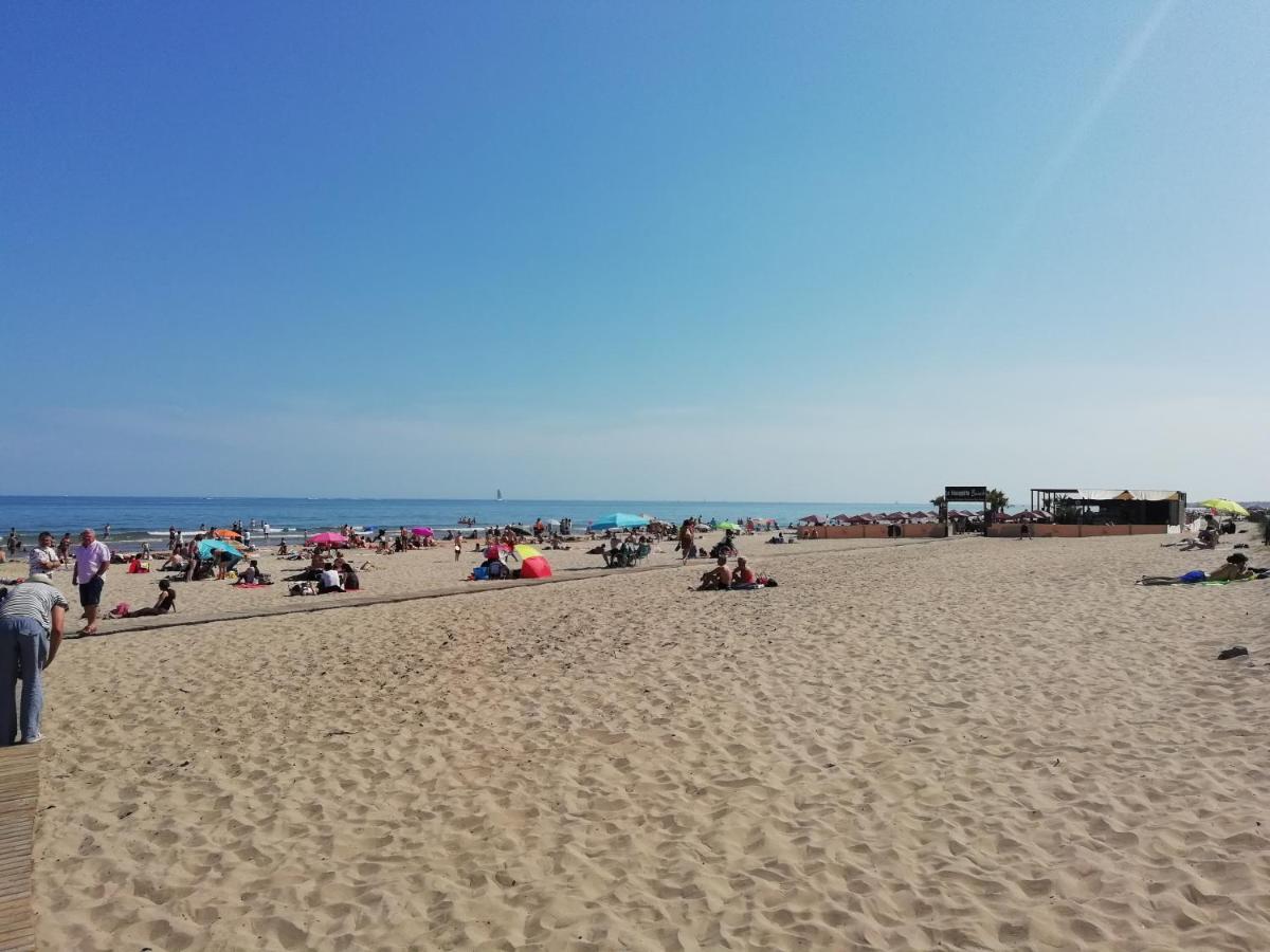 Les Jasmins Bed & Breakfast Marseillan  Bagian luar foto