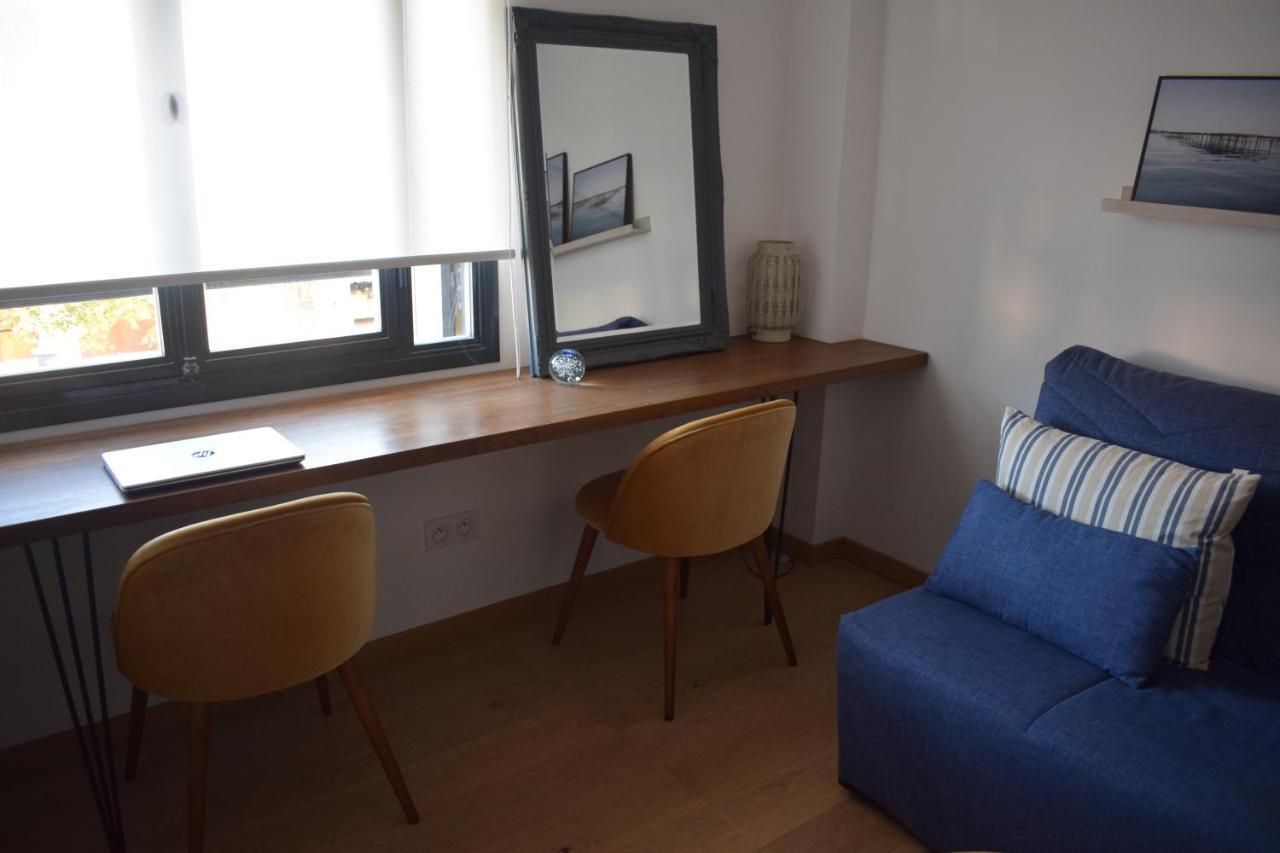 Les Jasmins Bed & Breakfast Marseillan  Bagian luar foto
